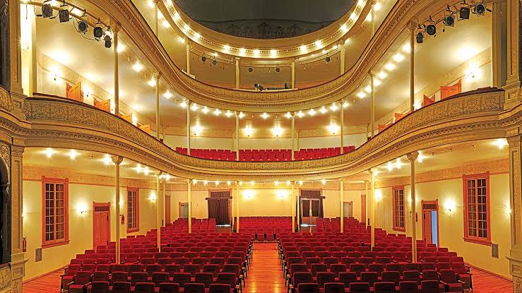 Foto de Teatro Fernando Calderón